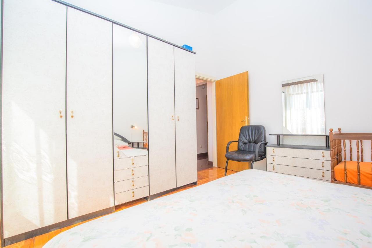 Apartmani Jadranka Primošten Zewnętrze zdjęcie